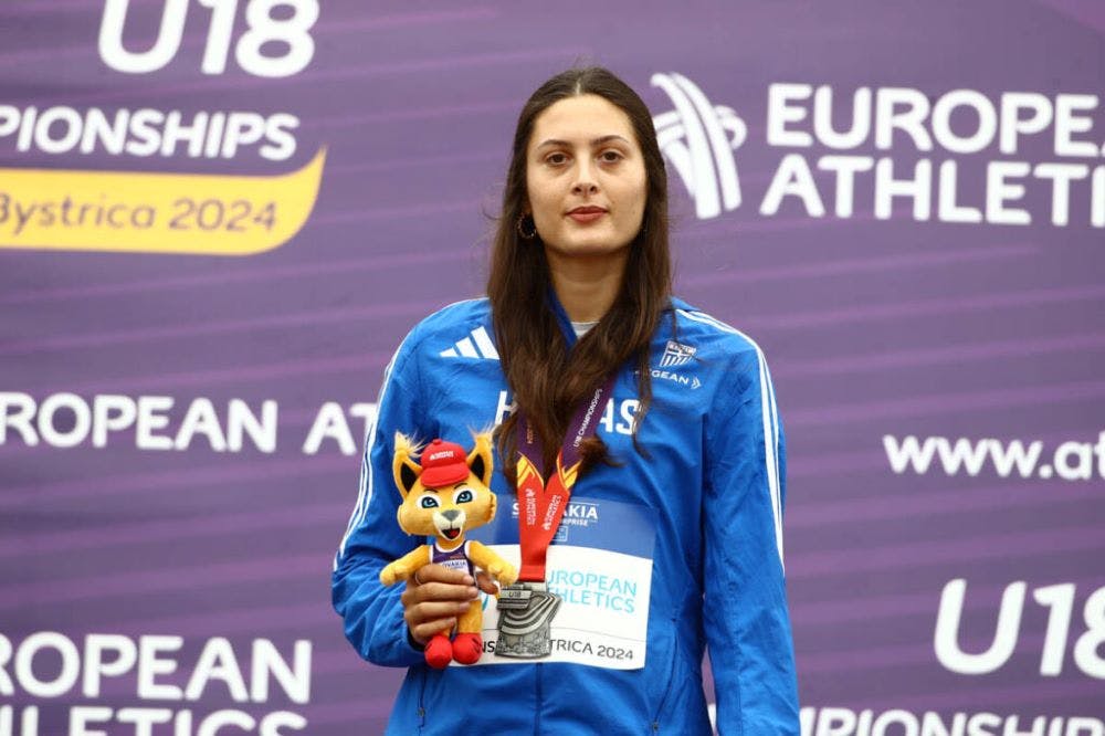 Συγκίνησης και υπερηφάνεια στην απονομή των Ραφαηλίδου, Ανδρεάδη και Ζάραγκα runbeat.gr